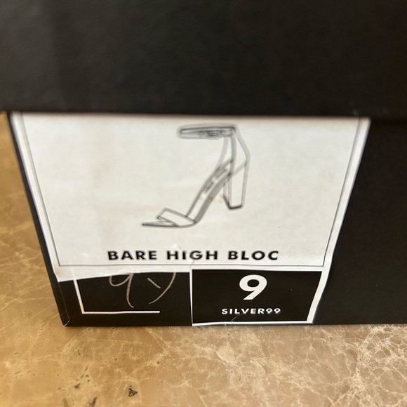 Banana Republic Women’s Sandals Size 9 - Picture 5 of 5